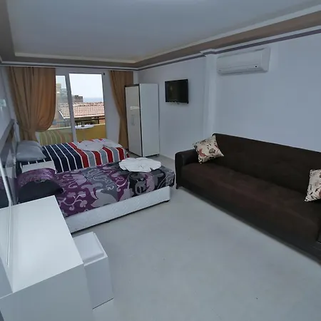 Ustun Apart Otel *